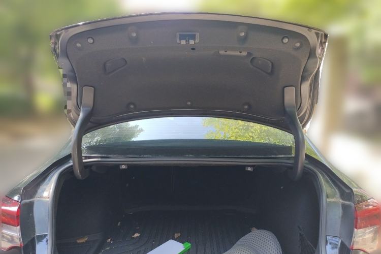 Used Buick Regal 2019 20T Elite Version China VI Standard Trunk