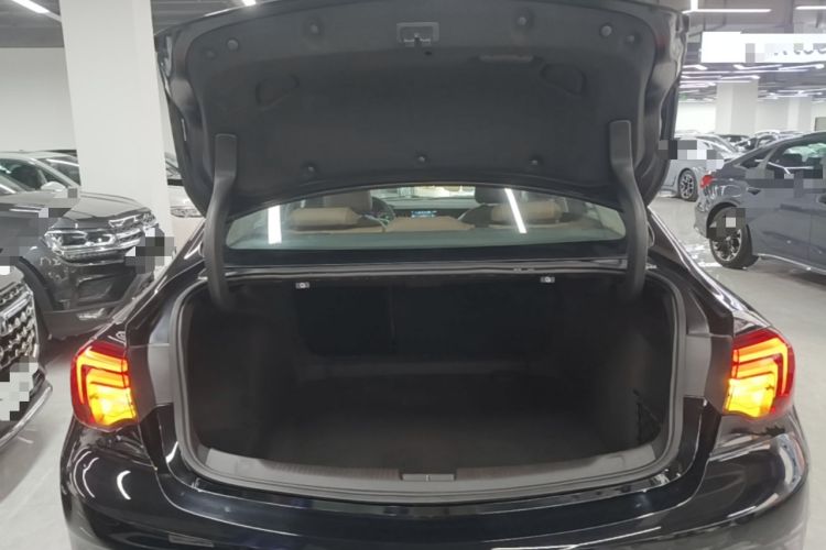 Used Buick Regal 2019 20T Elite Version China VI Standard Trunk