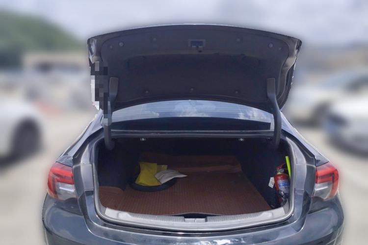 Used Buick Regal 2019 20T Elite Version China V Standard Trunk