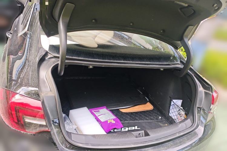 Used Buick Regal 2019 20T Elite Version China VI Standard Trunk