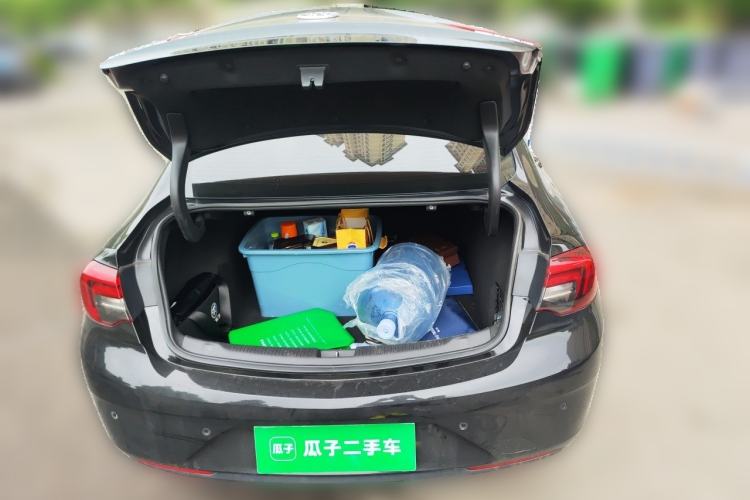 Used Buick Regal 2019 20T Elite Version China VI Standard Trunk
