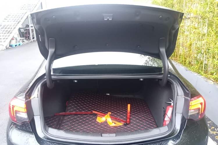 Used Buick Regal 2019 20T Elite Version China VI Standard Trunk