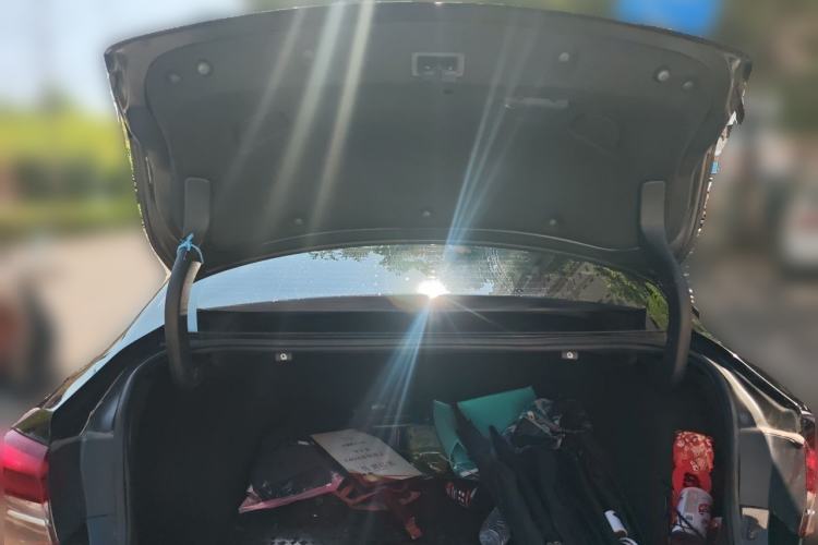 Used Buick Regal 2019 20T Elite Version China VI Standard Trunk