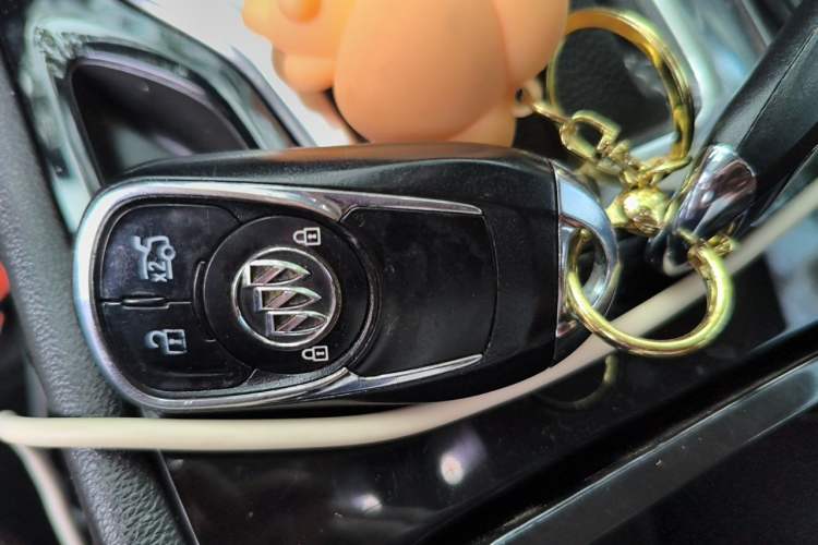 Used Buick Regal 2019 20T Elite Version China VI Standard Vehicle Key