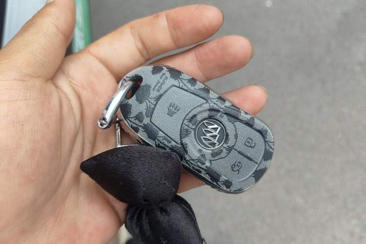Used Buick Regal 2019 20T Elite Version China VI Standard Vehicle Key