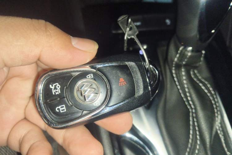 Used Buick Regal 2019 20T Elite Version China VI Standard Vehicle Key