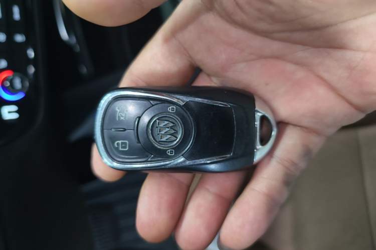 Used Buick Regal 2019 20T Luxury Model China V Standard Vehicle Key