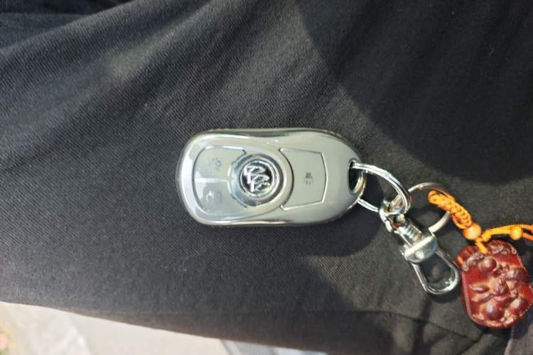 Used Buick Regal 2019 20T Elite Version China VI Standard Vehicle Key