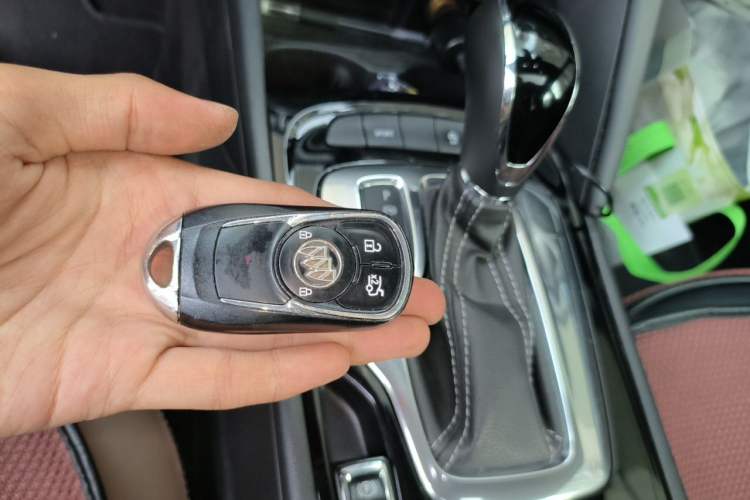 Used Buick Regal 2019 20T Elite Version China V Standard Vehicle Key
