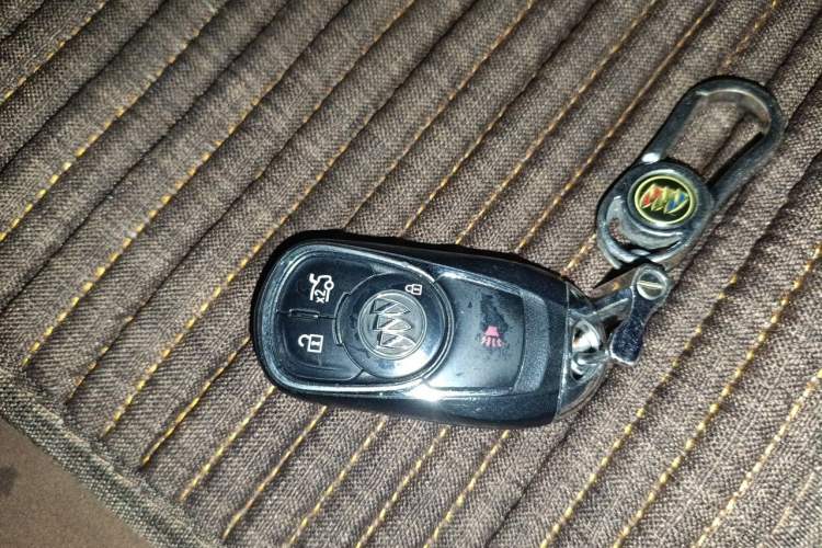 Used Buick Regal 2019 20T Elite Version China VI Standard Vehicle Key