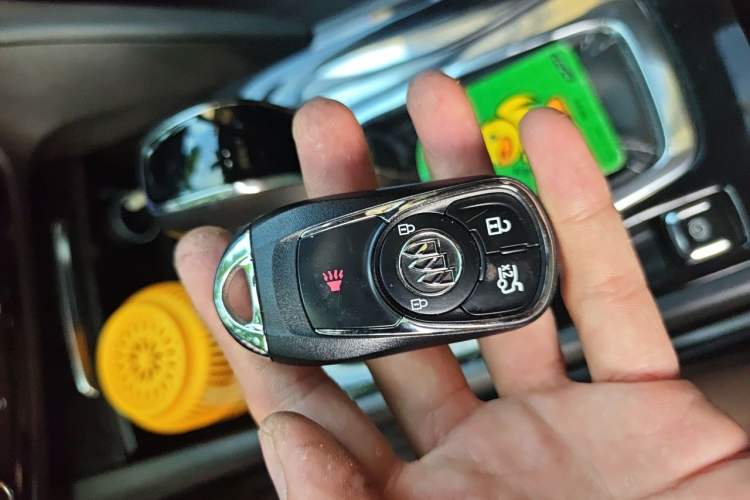 Used Buick Regal 2019 20T Elite Version China VI Standard Vehicle Key