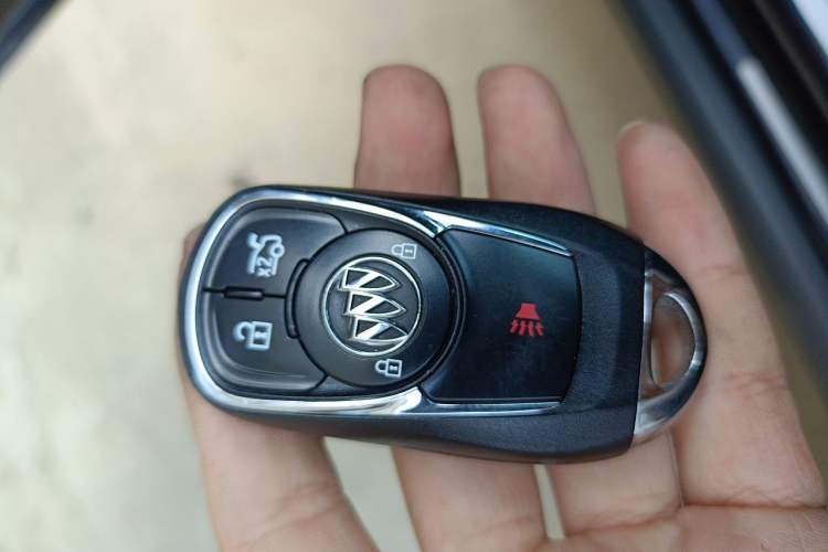 Used Buick Regal 2019 20T Elite Version China VI Standard Vehicle Key