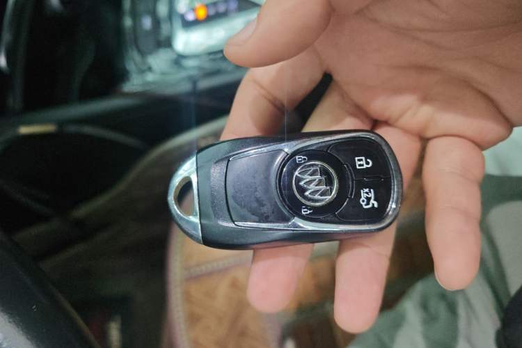 Used Buick Regal 2019 20T Luxury Model China V Standard Vehicle Key