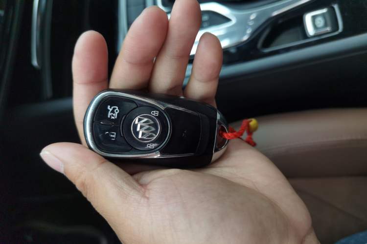 Used Buick Regal 2019 20T Elite Version China VI Standard Vehicle Key