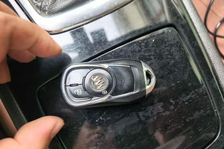 Used Buick Regal 2019 20T Elite Version China VI Standard Vehicle Key