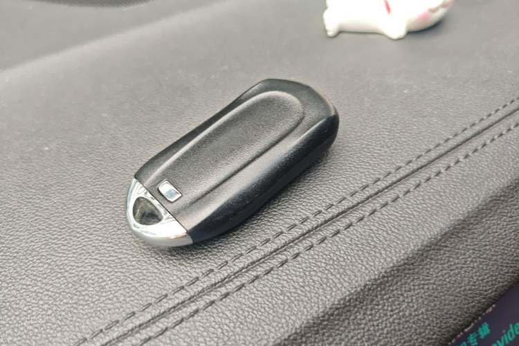 Used Buick Regal 2019 20T Elite Version China VI Standard Vehicle Key