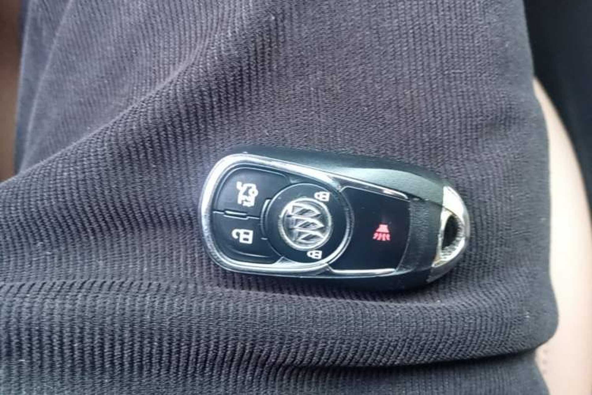 Used Buick Regal 2019 20T Elite Version China VI Standard Vehicle Key