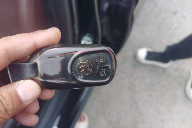 Used Buick Regal 2019 20T Elite Version China VI Standard Vehicle Key