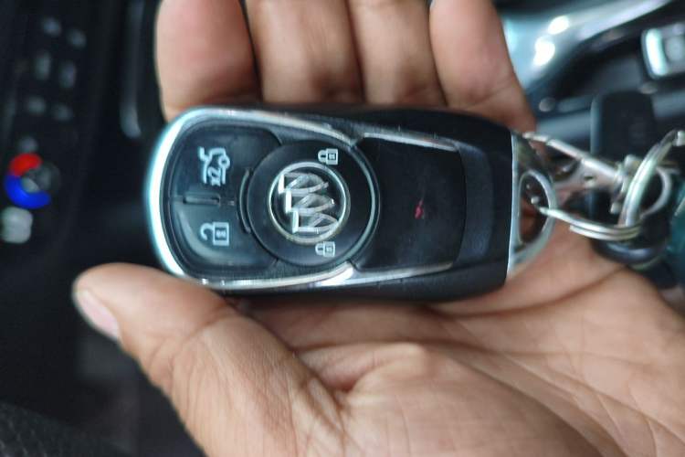 Used Buick Regal 2019 20T Elite Version China VI Standard Vehicle Key