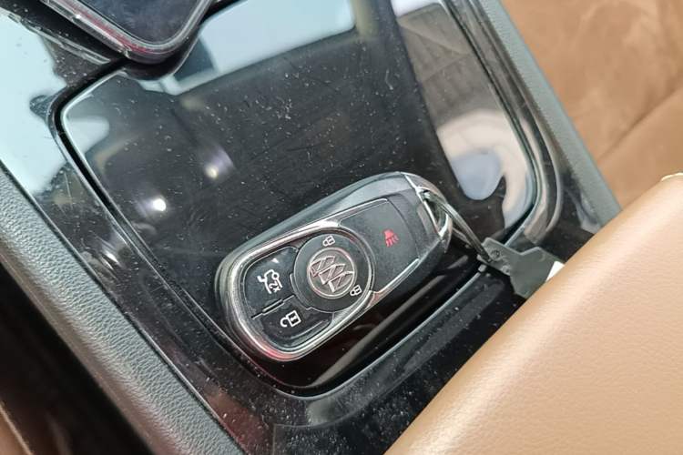 Used Buick Regal 2019 20T Elite Version China V Standard Vehicle Key