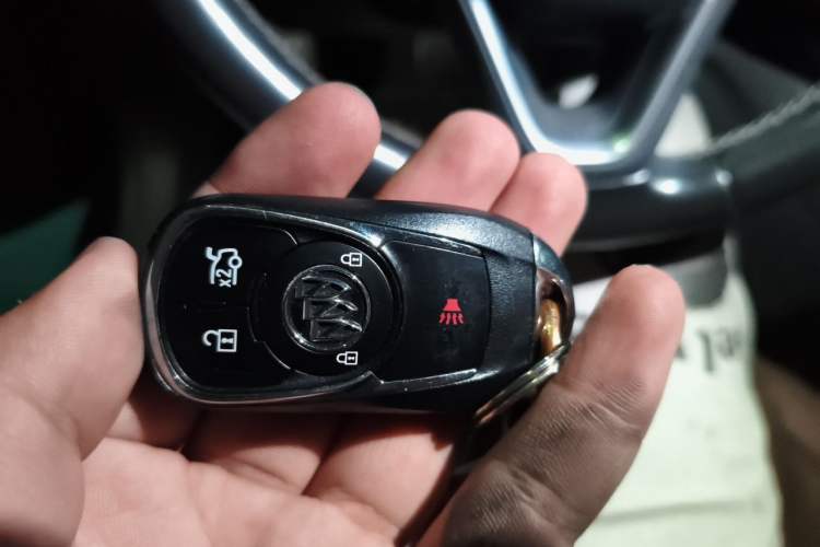 Used Buick Regal 2019 20T Luxury Model China VI Standard Vehicle Key