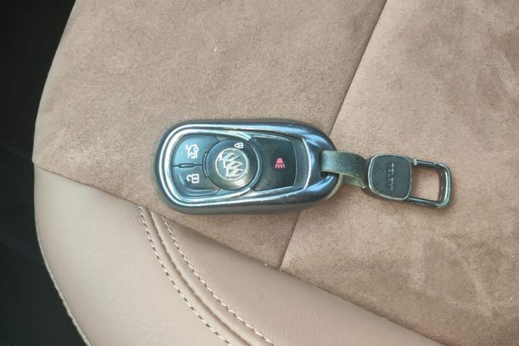Used Buick Regal 2019 20T Elite Version China VI Standard Vehicle Key