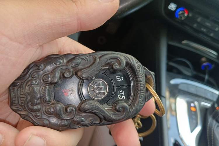 Used Buick Regal 2019 20T Elite Version China VI Standard Vehicle Key