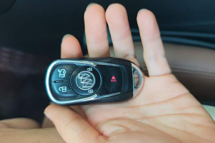Used Buick Regal 2019 20T Elite Version China VI Standard Vehicle Key