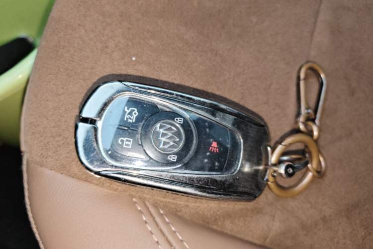 Used Buick Regal 2019 20T Elite Version China VI Standard Vehicle Key