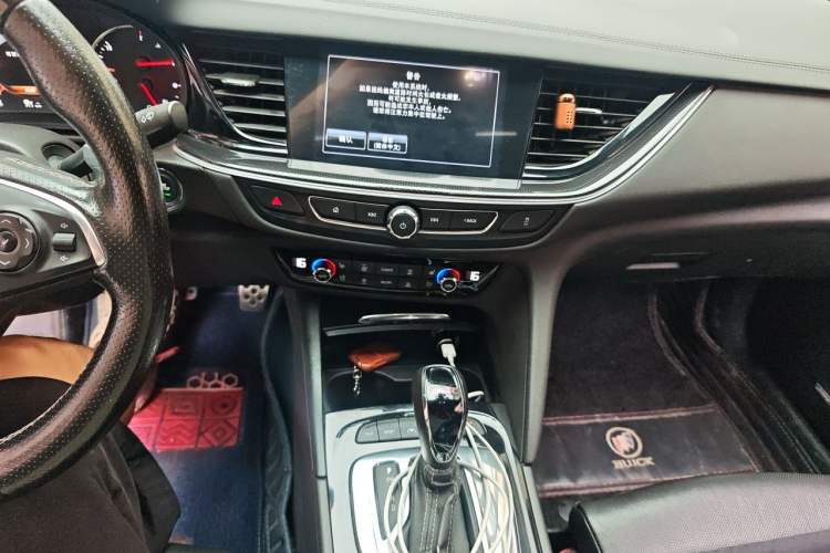 Used Buick Regal 2019 GS 28T Prestige Model China VI Standard Audio And AC Panel