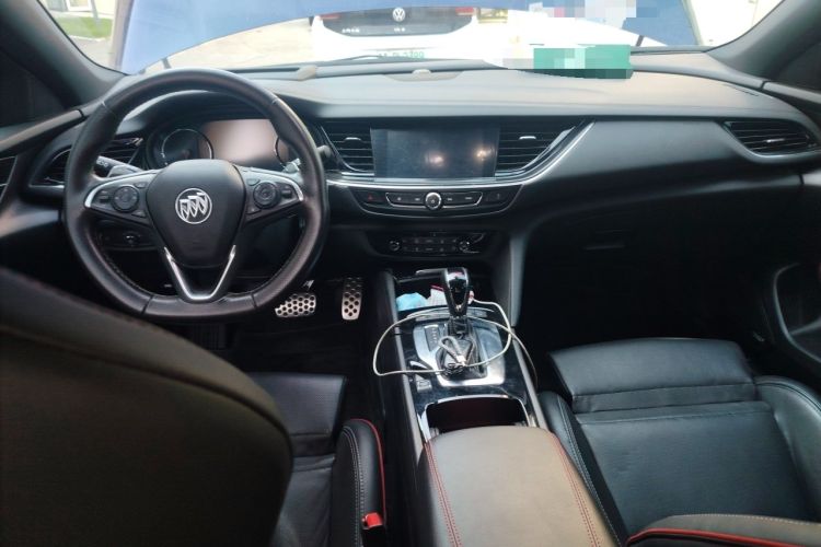 Used Buick Regal 2019 GS 28T Prestige Model China VI Standard Center Console