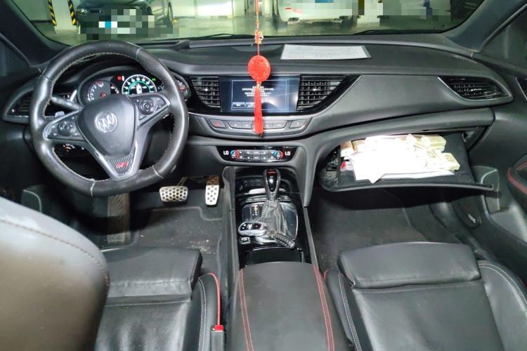 Used Buick Regal 2019 GS 28T Prestige Model China VI Standard Center Console
