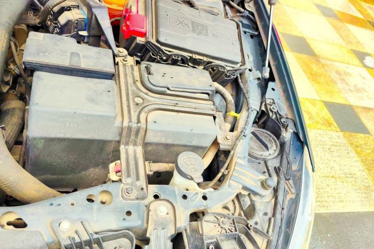 Used Buick Regal 2019 20T Elite Version China VI Standard Engine Bay Left