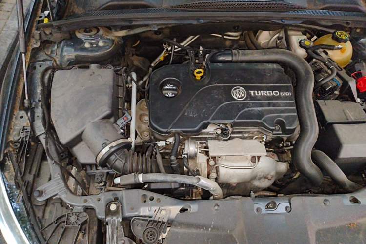 Used Buick Regal 2019 20T Luxury Model China V Standard Engine Bay Right