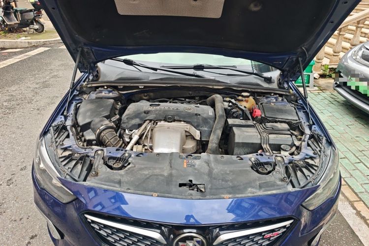 Used Buick Regal 2019 GS 28T Prestige Model China VI Standard Engine Bay