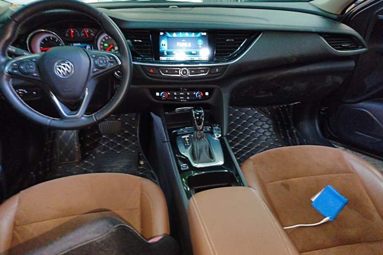 Used Buick Regal 2019 20T Luxury Model China V Standard Headliner