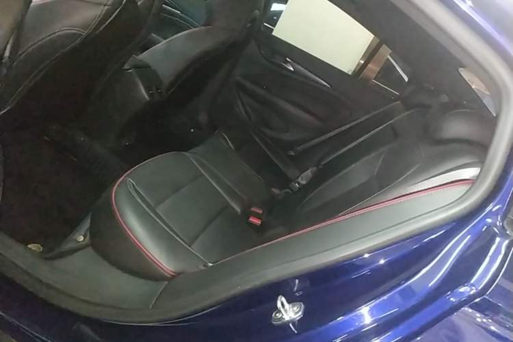 Used Buick Regal 2019 GS 28T Elite Model China VI Standard Left Rear Seat