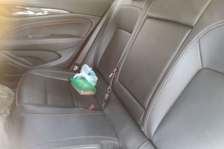 Used Buick Regal 2019 GS 28T Elite Model China VI Standard Left Rear Seat