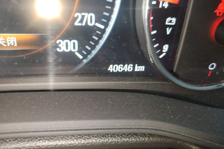 Used Buick Regal 2019 GS 28T Prestige Model China VI Standard Odometer Close Up