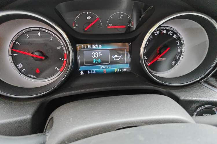 Used Buick Regal 2019 GS 28T Elite Model China VI Standard Odometer Close Up