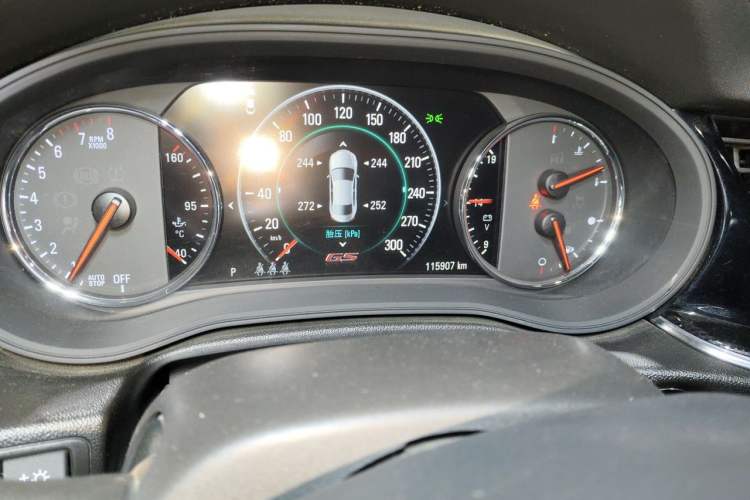 Used Buick Regal 2019 GS 28T Prestige Model China VI Standard Odometer Close Up