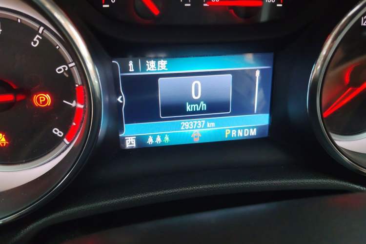Used Buick Regal 2019 20T Elite Version China VI Standard Odometer Close Up