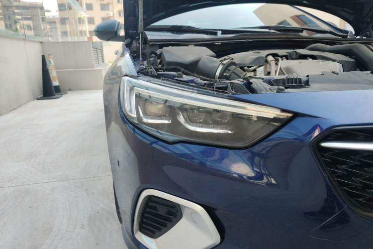Used Buick Regal 2019 GS 28T Prestige Model China VI Standard Right Front Headlight
