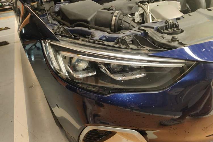 Used Buick Regal 2019 GS 28T Prestige Model China VI Standard Right Front Headlight