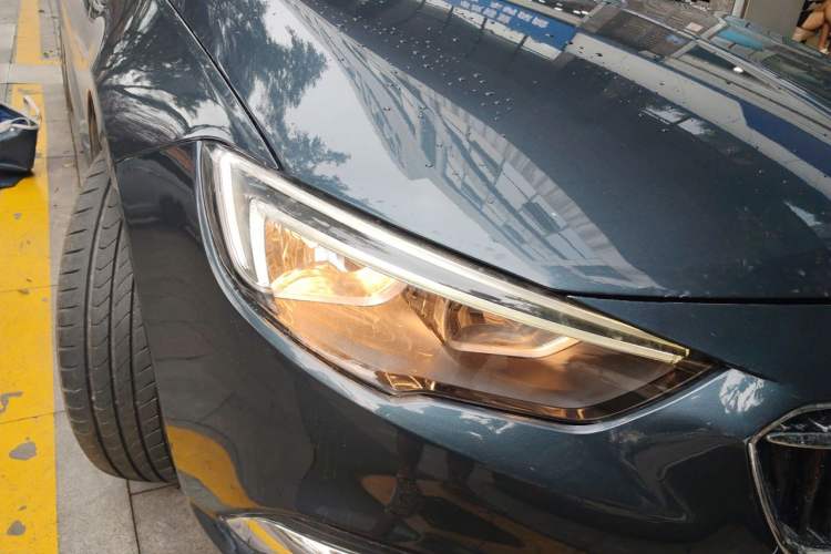Used Buick Regal 2019 20T Elite Version China VI Standard Right Front Headlight