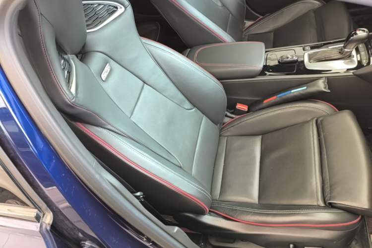 Used Buick Regal 2019 GS 28T Elite Model China VI Standard Right Front Seat