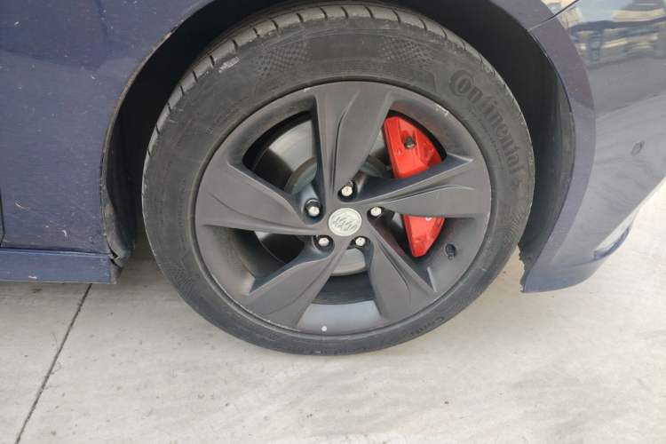 Used Buick Regal 2019 GS 28T Prestige Model China VI Standard Right Front Wheel Hub