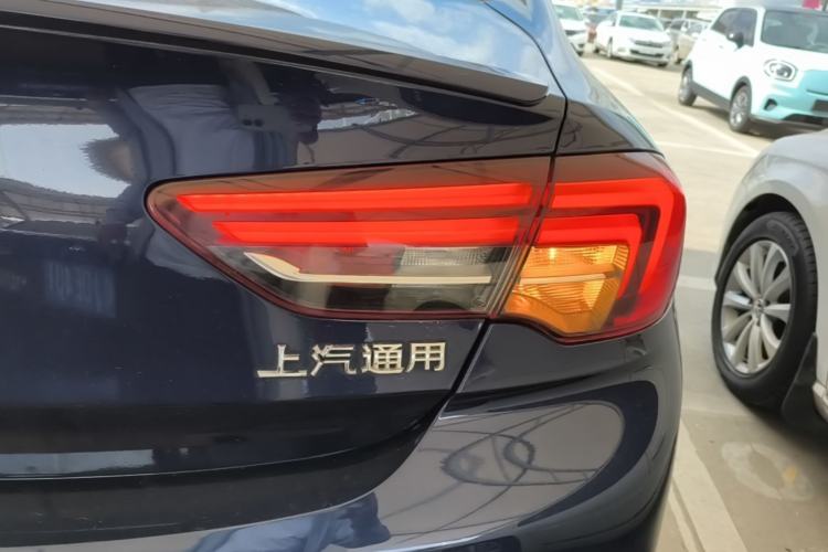 Used Buick Regal 2019 GS 28T Elite Model China VI Standard Right Rear Taillight