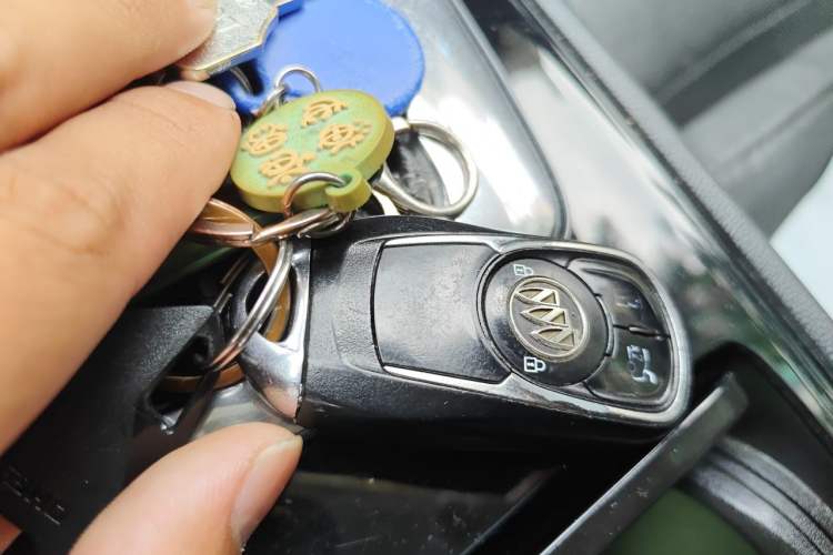 Used Buick Regal 2019 GS 28T Elite Model China VI Standard Vehicle Key