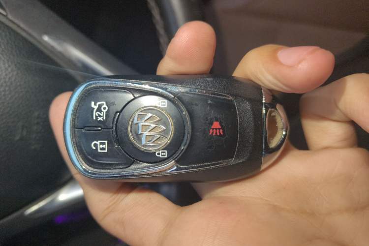 Used Buick Regal 2019 20T Elite Version China VI Standard Vehicle Key
